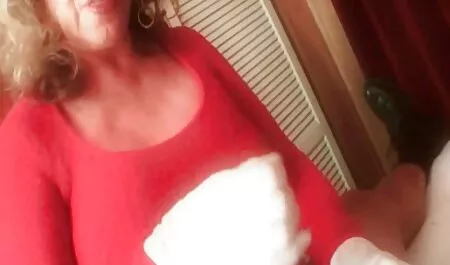 Invitó a este hombre a reunirse por un tiempo, porque los padres no estaban abuelasporno allí
