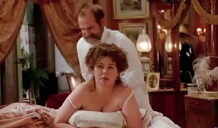 Revisé videos de sexo oral gratis la resistencia con abrigos y miré al pato después de la lengua