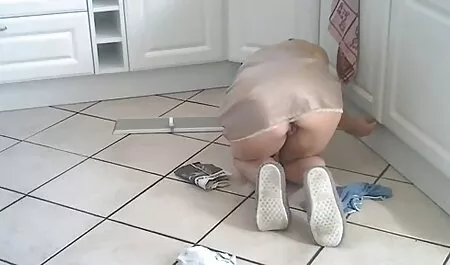 Chick aspirado mi marido y sexo casero trios da eso a la amigo