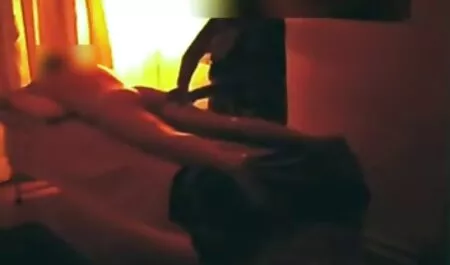 18 años con la videos de travestis gratis punta de la nariz afeitada nariz perforada entró en el pezón