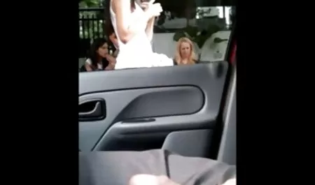 Hotel cleaner señora dio su invitado anal xxx zorras